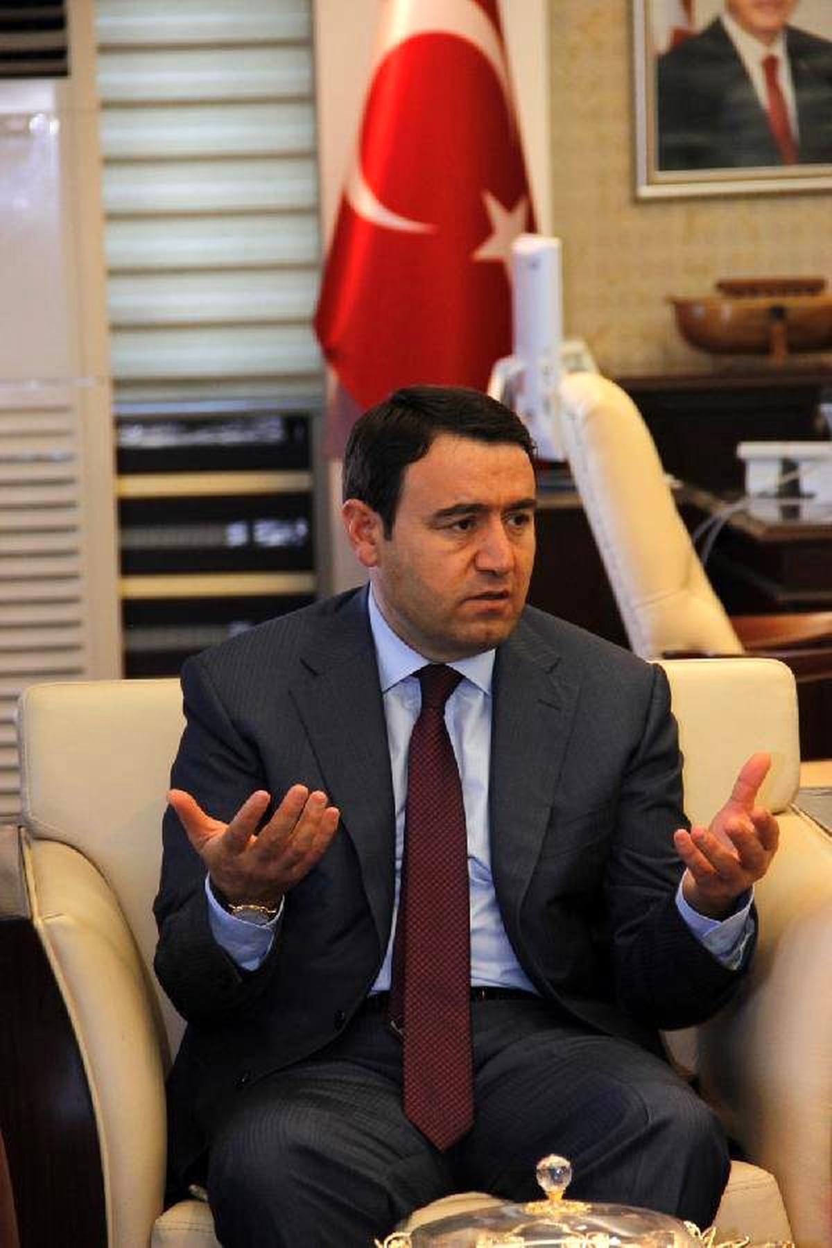 Ağrı Valisi Işın: Düşman Olacağımıza, Kardeş Olalım