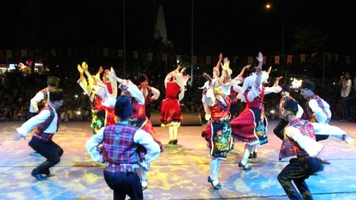 Altın Çınar Festivali Başladı