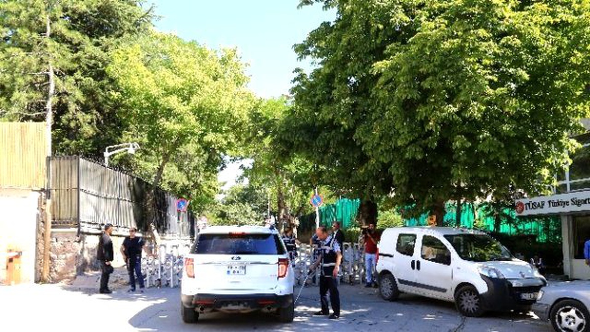 Ankara Polisi Fransız Büyükelçiliği Etrafında Kuş Uçurtmuyor