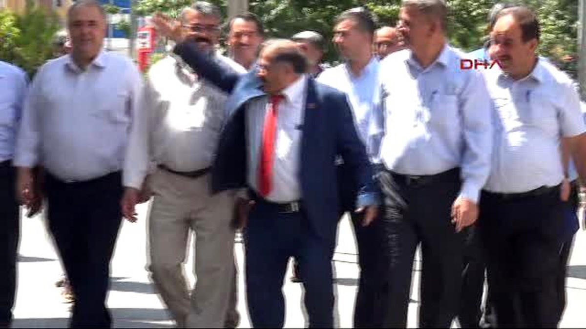Gaziantep\'te Muhtarlar Promosyonlu Maaşlarını Çekti