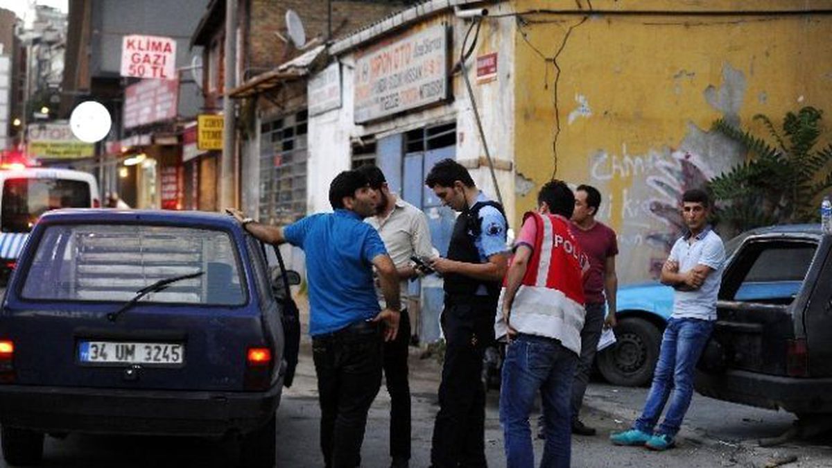 İstanbul\'da 5 Bin Polisle Huzur Operasyonu