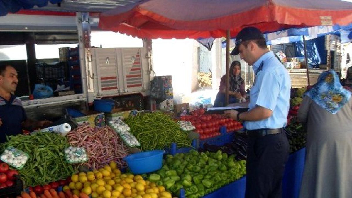 Kartepe Zabıtası Denetimlerine Devam Ediyor