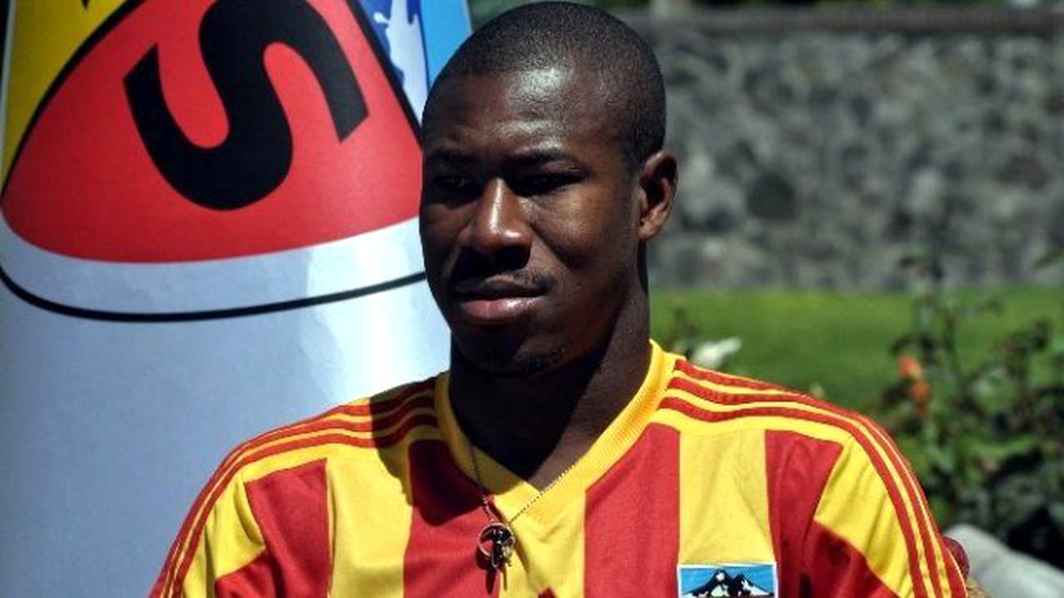 Kayserispor Prejuece Nakoulma ile 1 Yıllık Sözleşme İmzaladı