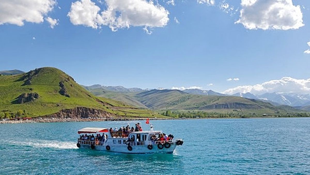 Van Gölü, TÜRÇEV Tarafından Mavi Bayrağa Layık Görüldü