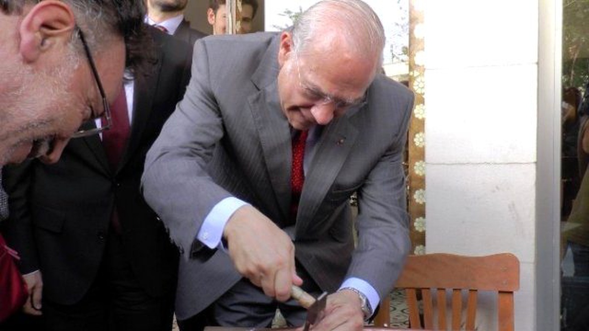 Oecd Genel Sekreteri Gurria, Bakır İşleyip Kahveye 100 TL Verdi