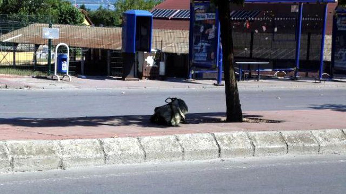 Oyuncak Dolu Çantanın Patlatılmasına Engel Olamadı