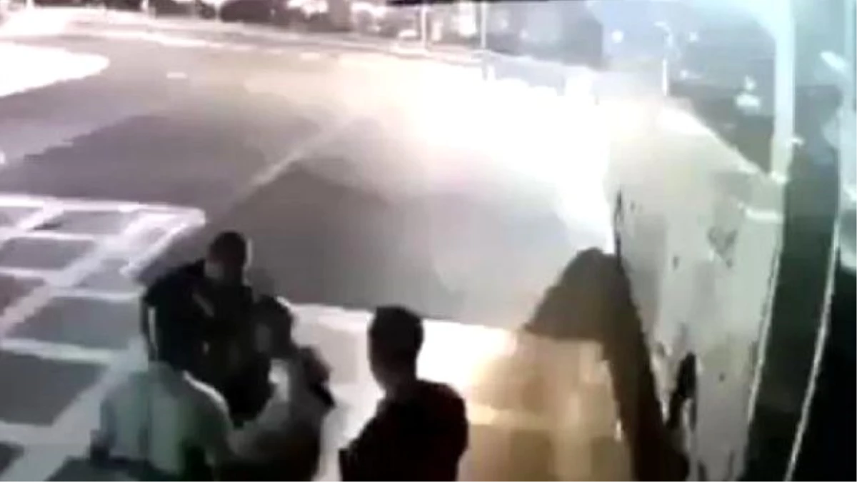 Şanlıurfa\'da 3 Polisin Şehit Olduğu Olay Anı Güvenlik Kamerasında