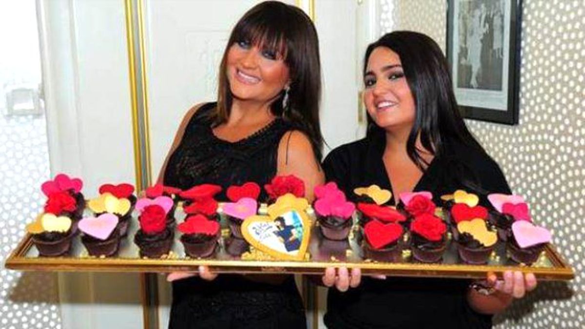 Sibel Can'ın Kızı, Gittiği Balıkçıda Hesabı Ödeyemedi