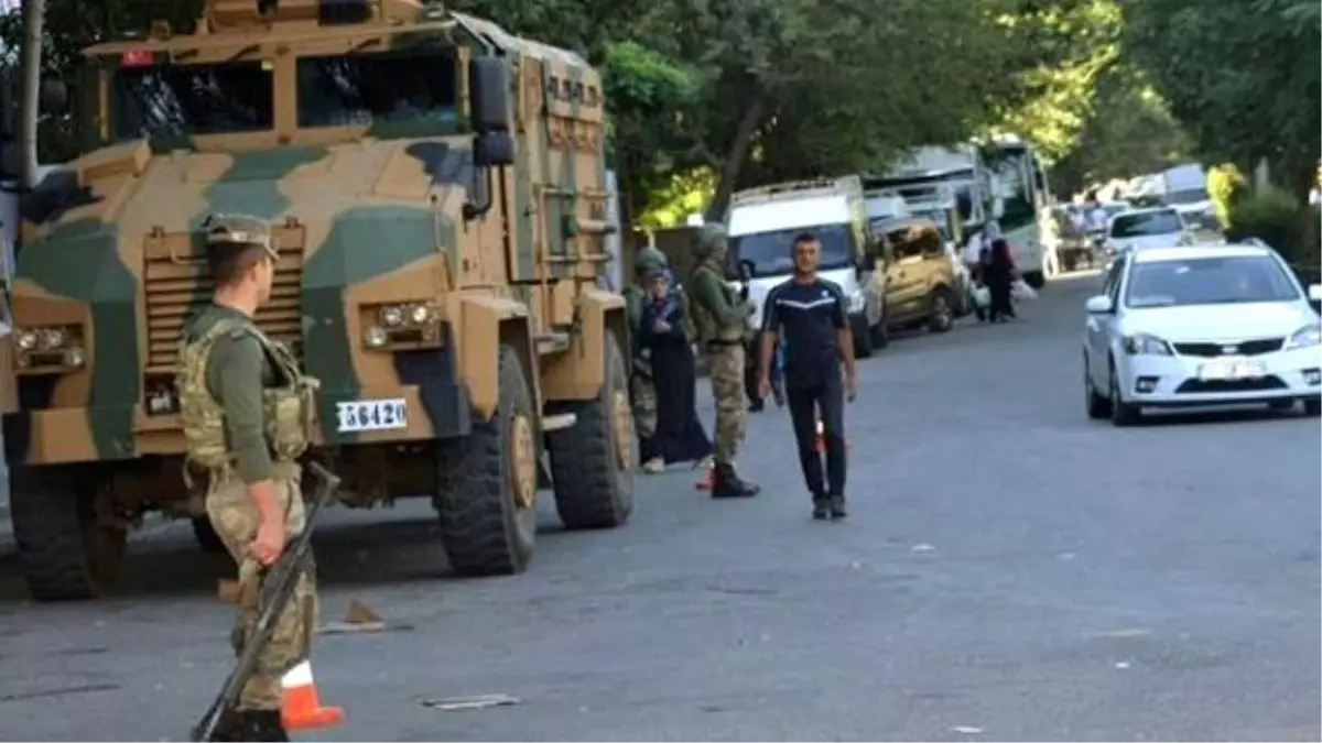 Teröristler Siirt Şehir Merkezinde Çembere Alındı