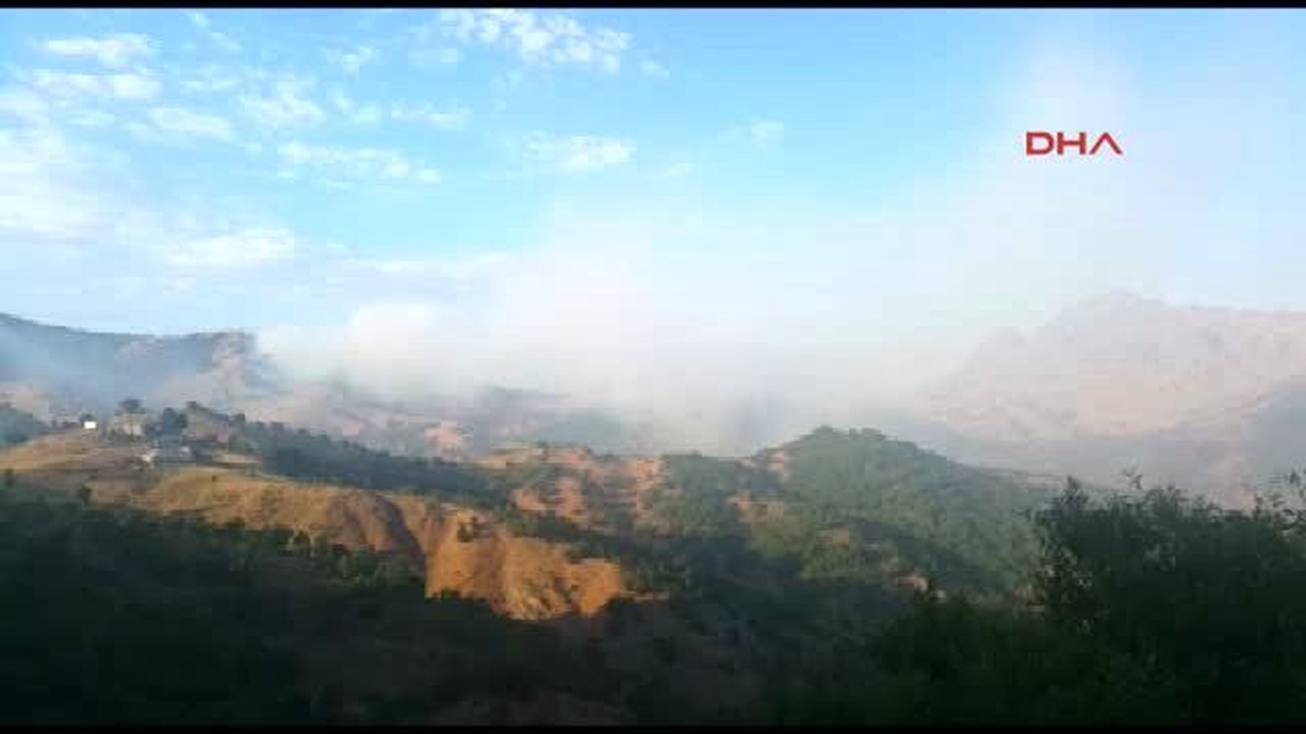 Tunceli\'de, PKK Bomba Yüklü Araçla Karakola Saldırdı