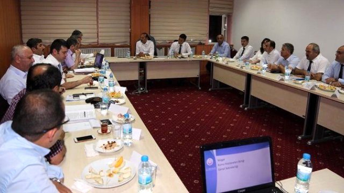 Yozgat Valisi Kemal Yurtnaç, Brifinglerle Hem Kurumları Hem de Yozgat\'ı Tanımaya Çalışıyor