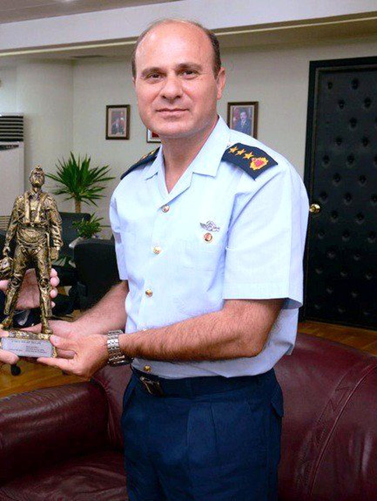 9. Ana Jet Üs Komutanı Tuğgeneral Dayıoğlu Gözaltında