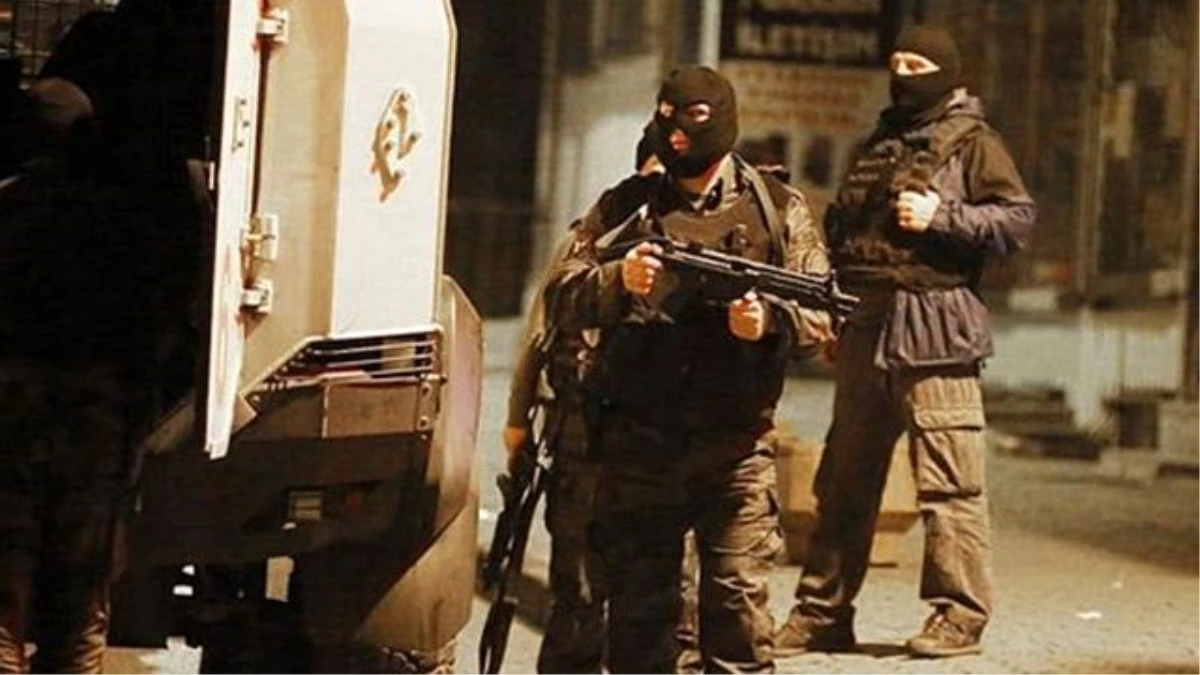 Özel Harekat Polisleri Genelkurmay Başkanlığına Operasyon İçin Ankara\'da Toplanıyor