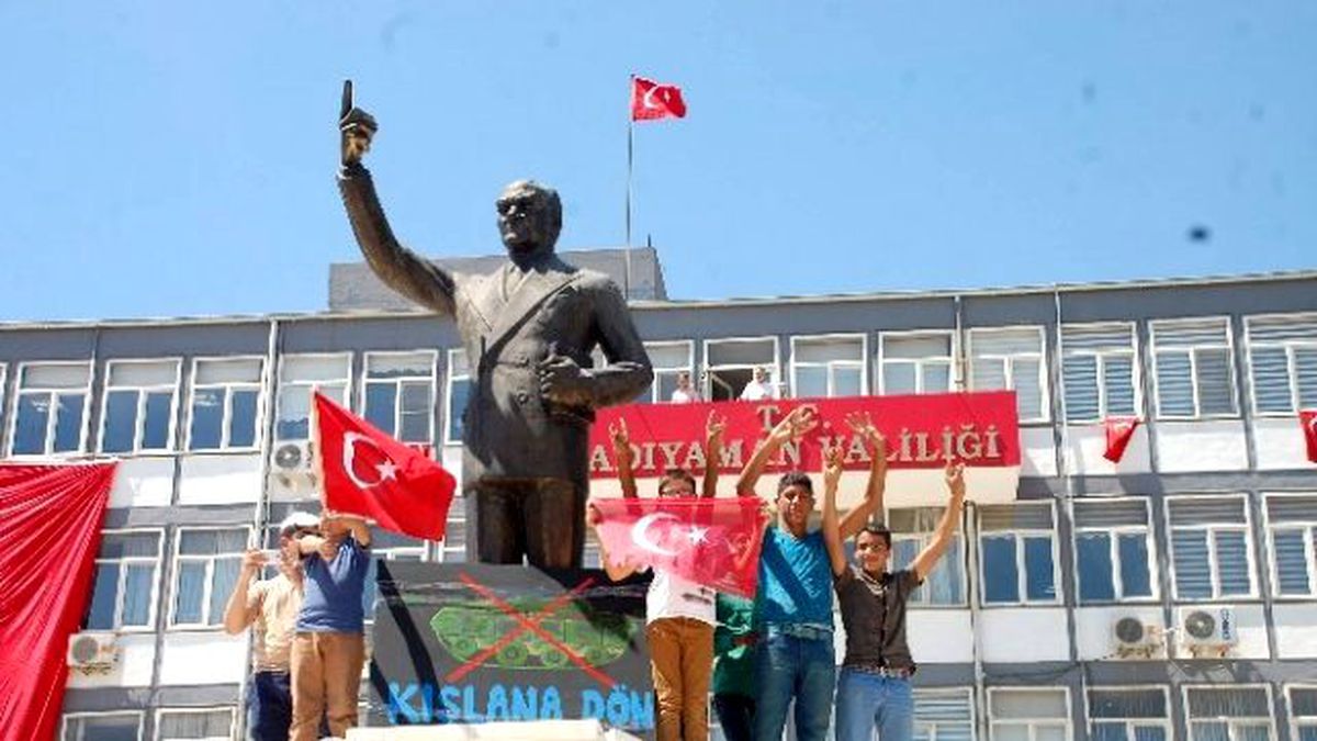 Adıyaman\'da, Demokrasi Mücadelesi