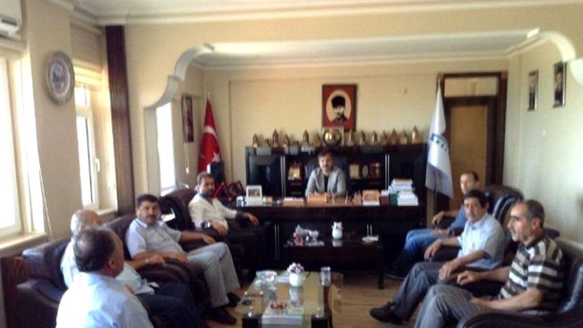 Ahlat Demokrasi Nöbetinde