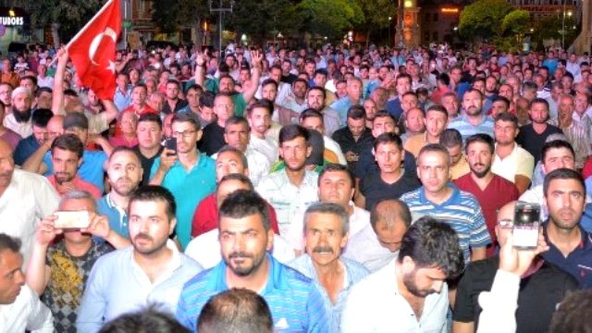 Aksaray\'dan Darbe Girişimine Yönelik Açıklama