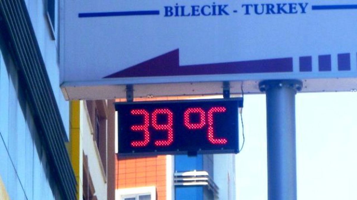 Bilecik\'te Termometreler 39 Dereceyi Gösterdi