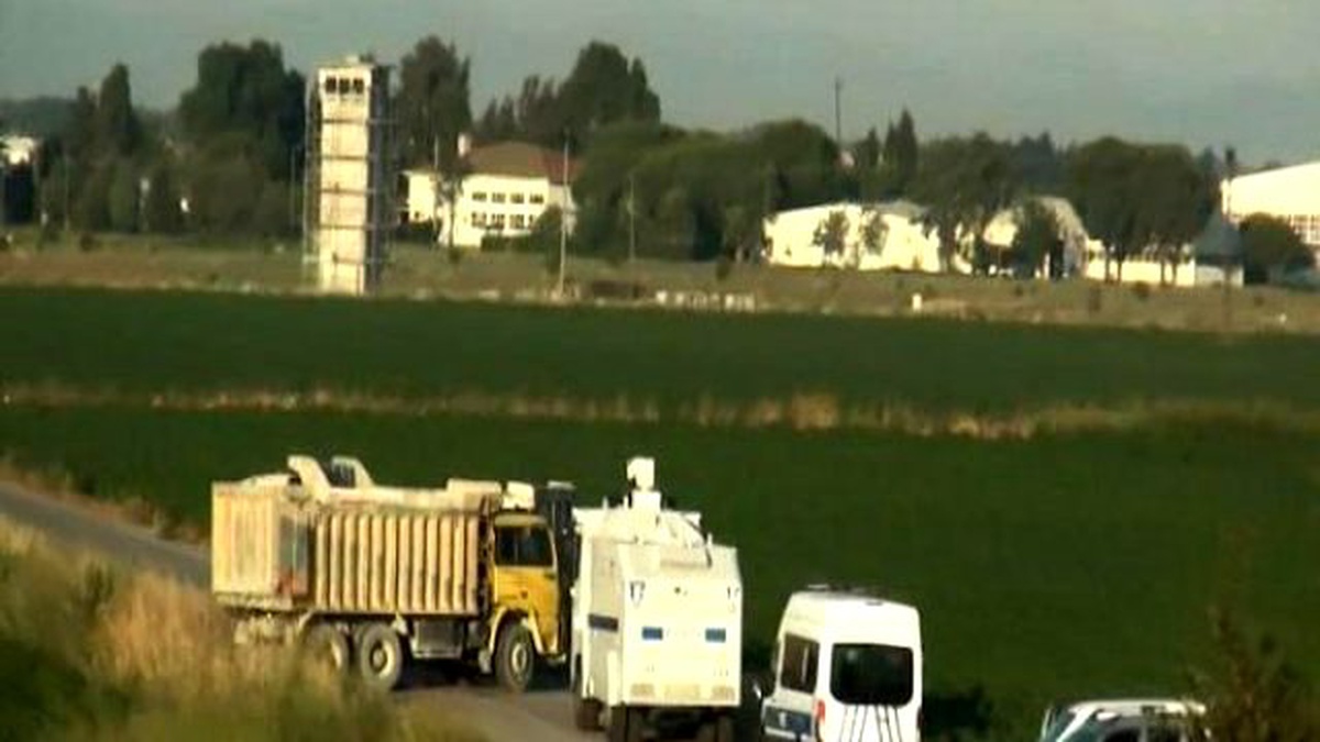 Çiğli 2\'nci Ana Jet Üs Komutanlığı\'ndaGüvenlik Üst Düzeyde