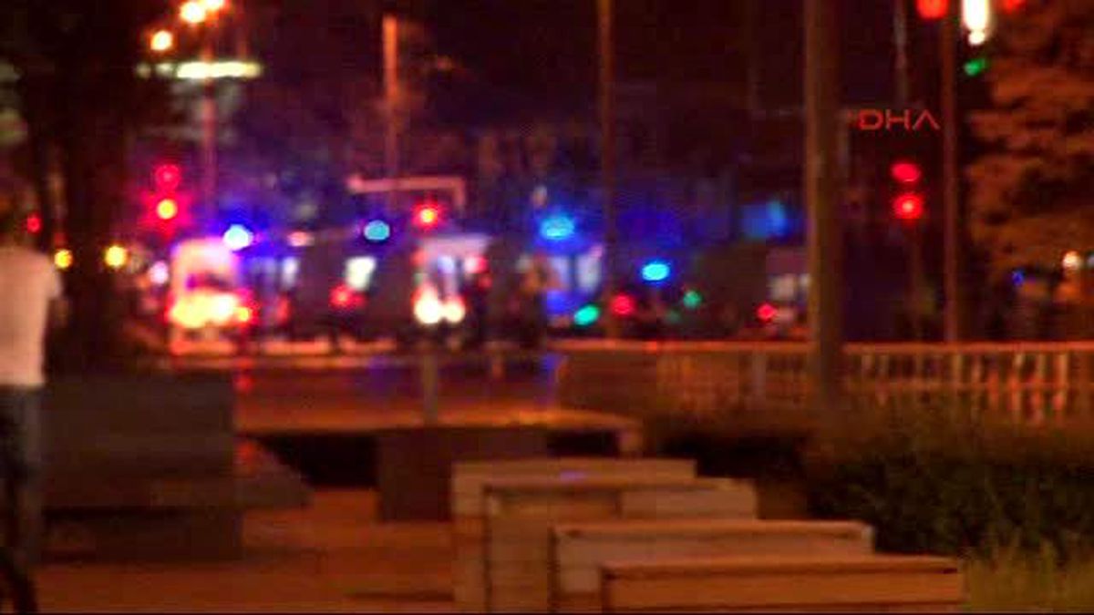 Darbe Girişimi ile Ankara\'da Hareketli Saatler Sabaha Kadar Sürdü