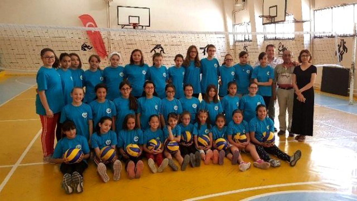 Eskişehir Kırım Derneği Voleybol Yaz Okulu Çalışmaları Başladı