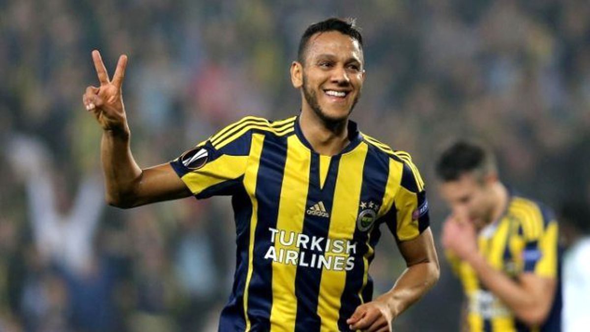 Fenerbahçeli Josef de Souza: Evlerimizden Çıkmıyoruz