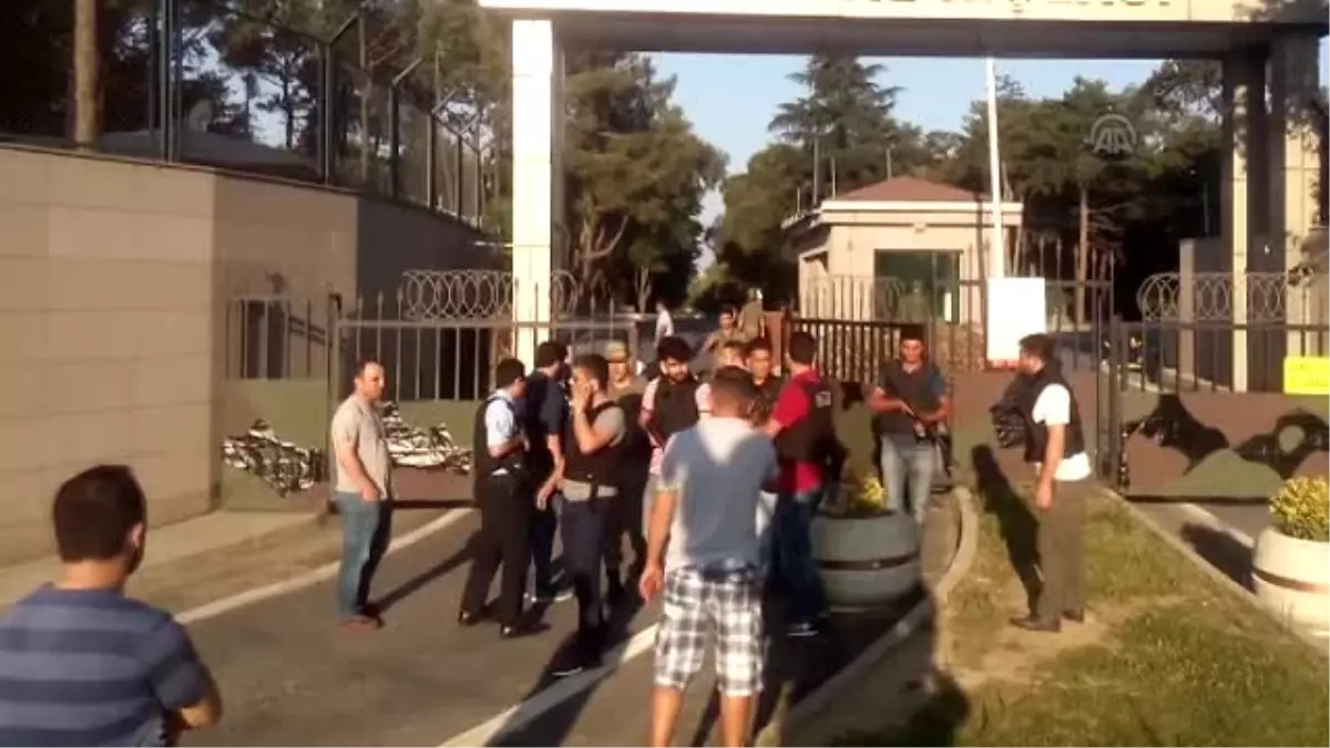 Fetö'nün Darbe Girişimi - Hasdal Kışlası