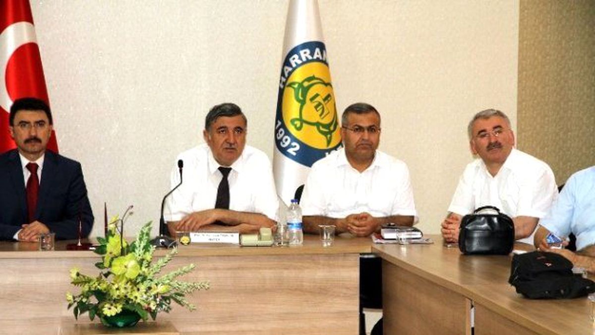 Harran Üniversitesi\'nden Darbe Girişimine Tepki