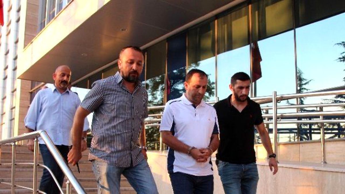 İlçe Emniyet Müdürü "Darbe Girişimine Destek" Suçlamasıyla Tutuklandı