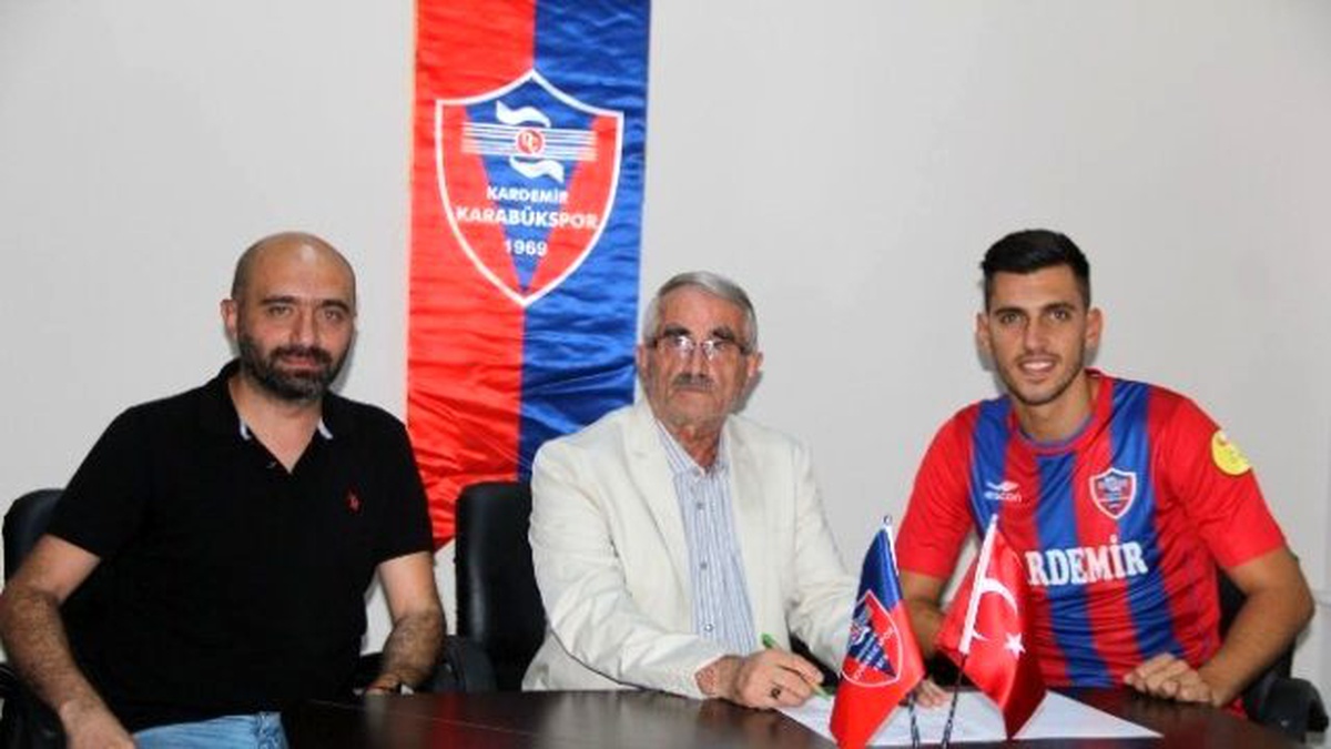 Karabükspor, Ceyhun Gülselam ile 3 Yıllık Anlaşma Sağladı