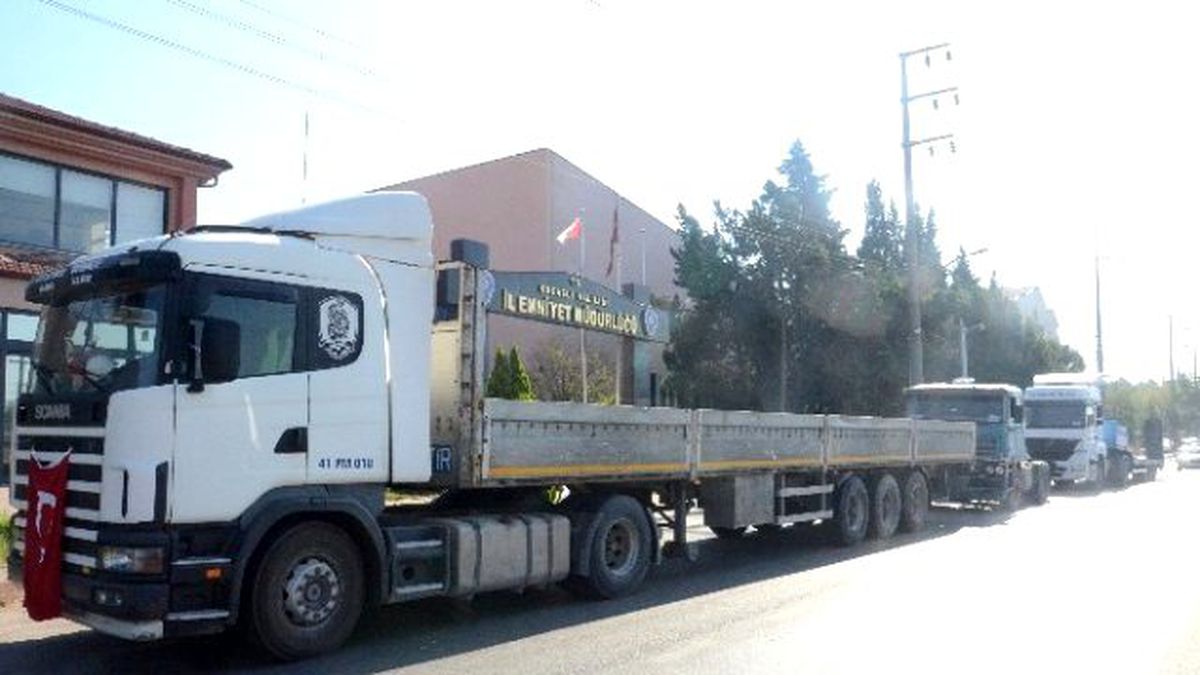 Kocaeli'nde 2 Asker Sahil Güvenlik Botuyla Kaçmak İsterken Yakalandı