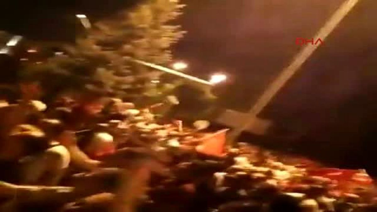 Nürnberg\'de Darbe Teşebbüsü Kınandı