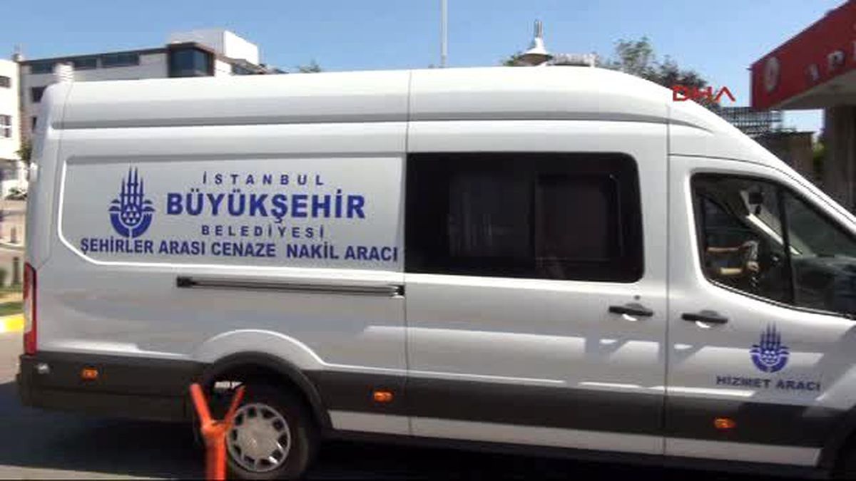 Reklamcı Olçak ve Oğlunun Cenazesi Adli Tıp\'a Getirildi