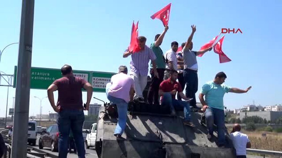 Tank Selfiesi, Trafiği Aksattı