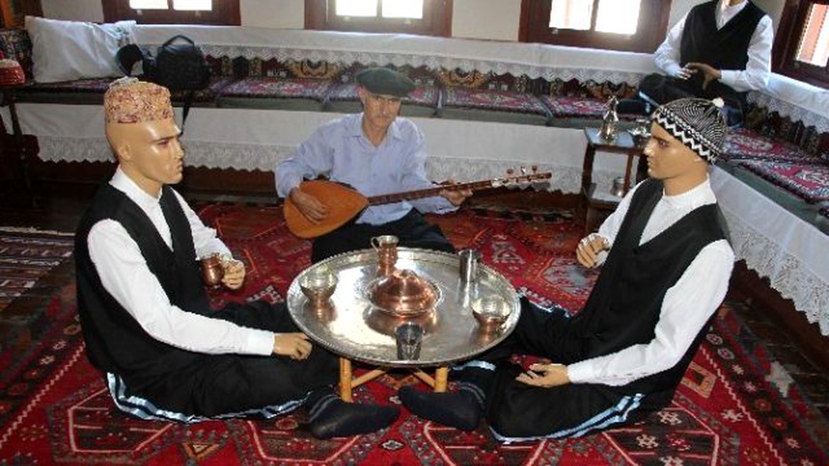 Tarihi Konak Vezirköprü\'nün Kültür Abidesi Oldu