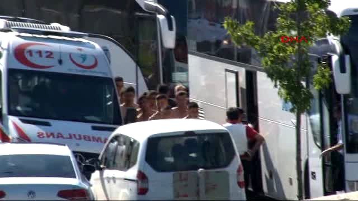 Topkule Kışlasında Gözaltına Alınan Askerler Emniyette Getirildi