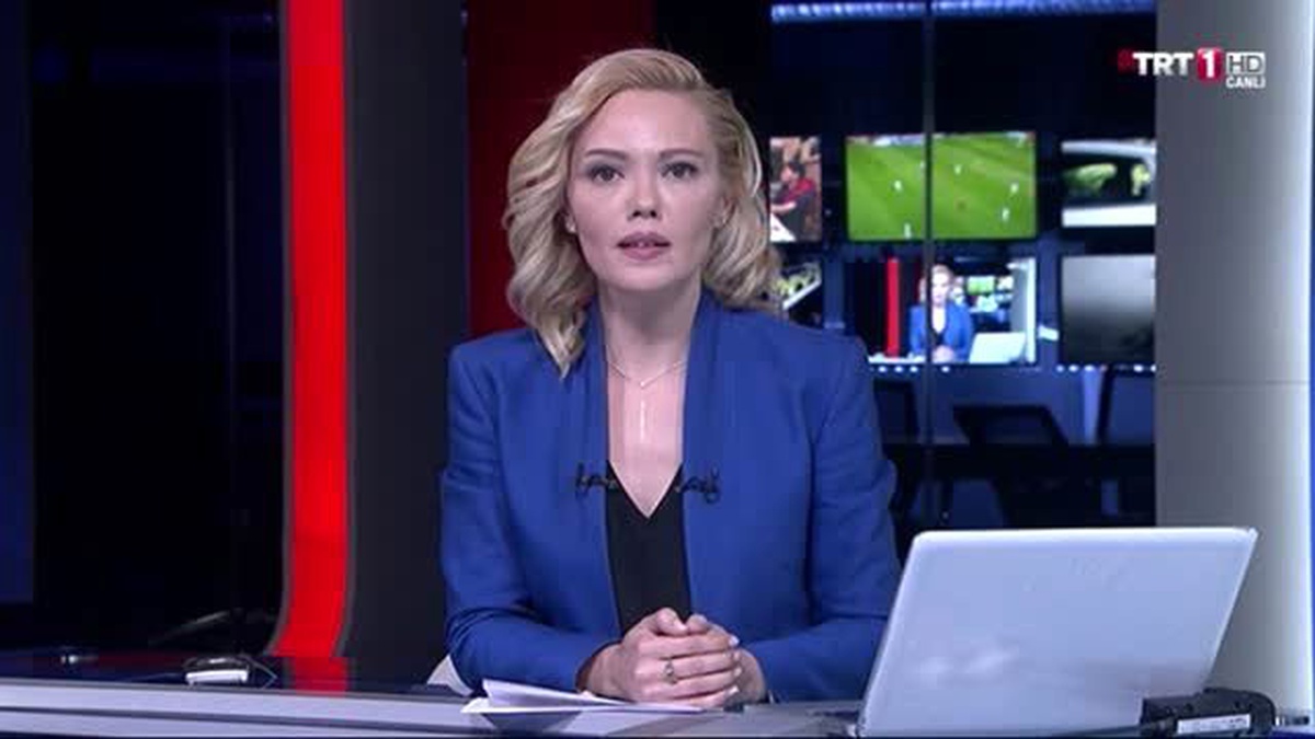 TRT Haber\'de Okunan Metinde Türk Silahlı Kuvvetleri Yönetime El Koymuştur Dendi - 2