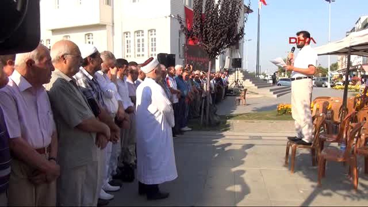 Yalova Darbe Girişimi Şehitleri İçin Gıyabında Cenaze Namazı
