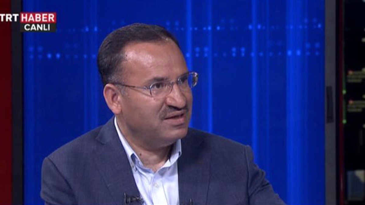 15 Temmuz Akşamı İstanbul\'a Gelen Erdoğan\'dan Pilota: Kendi Işıklarınla İn
