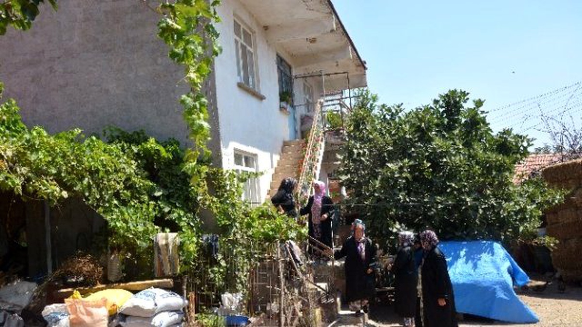 Balıkesirli Özel Harekat Polisi Solak\'ın Şehadet Haberi Ailesine Ulaştı