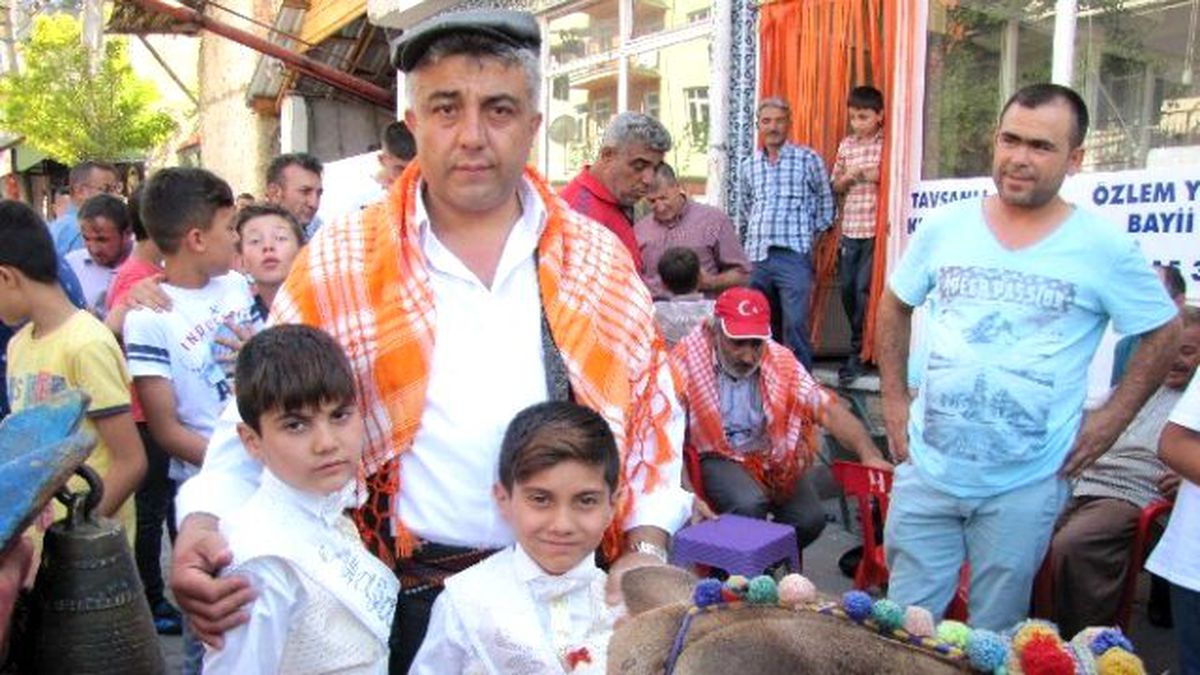 Başkan Çalışkan, Oğullarının Sünnet Eğlencesini İptal Etti