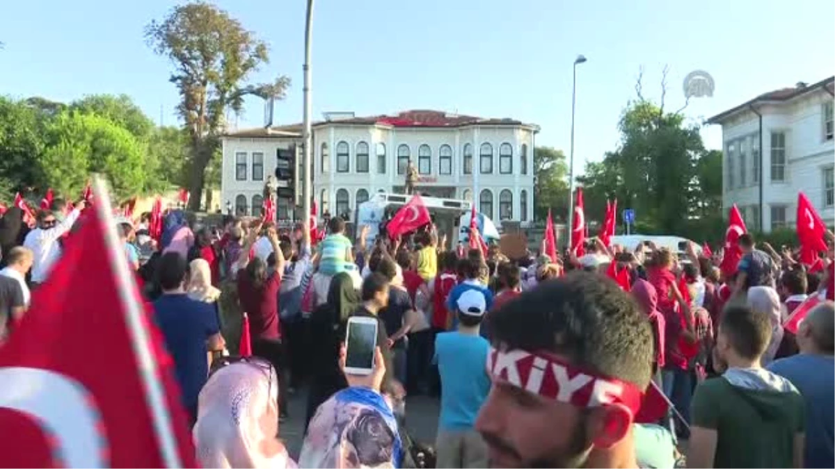 Cumhurbaşkanı Erdoğan, Kısıklı\'da Halka Hitap Etti