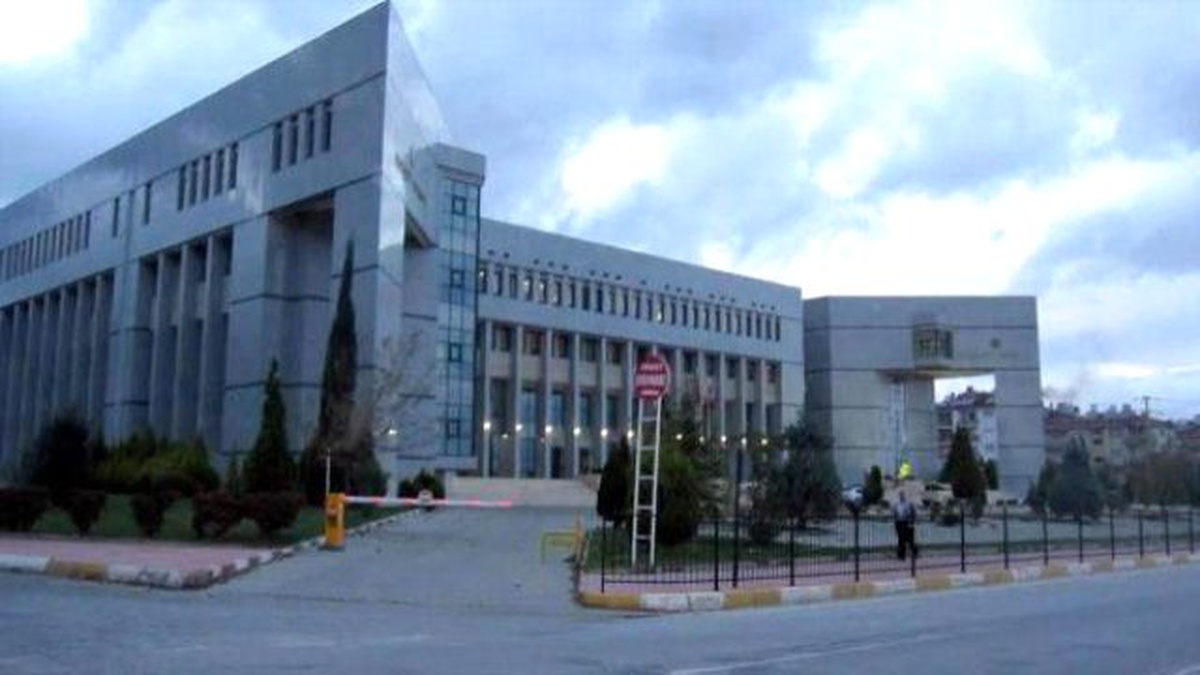 Denizli\'de 20 Hakim ve Savcıya Gözaltı Kararı