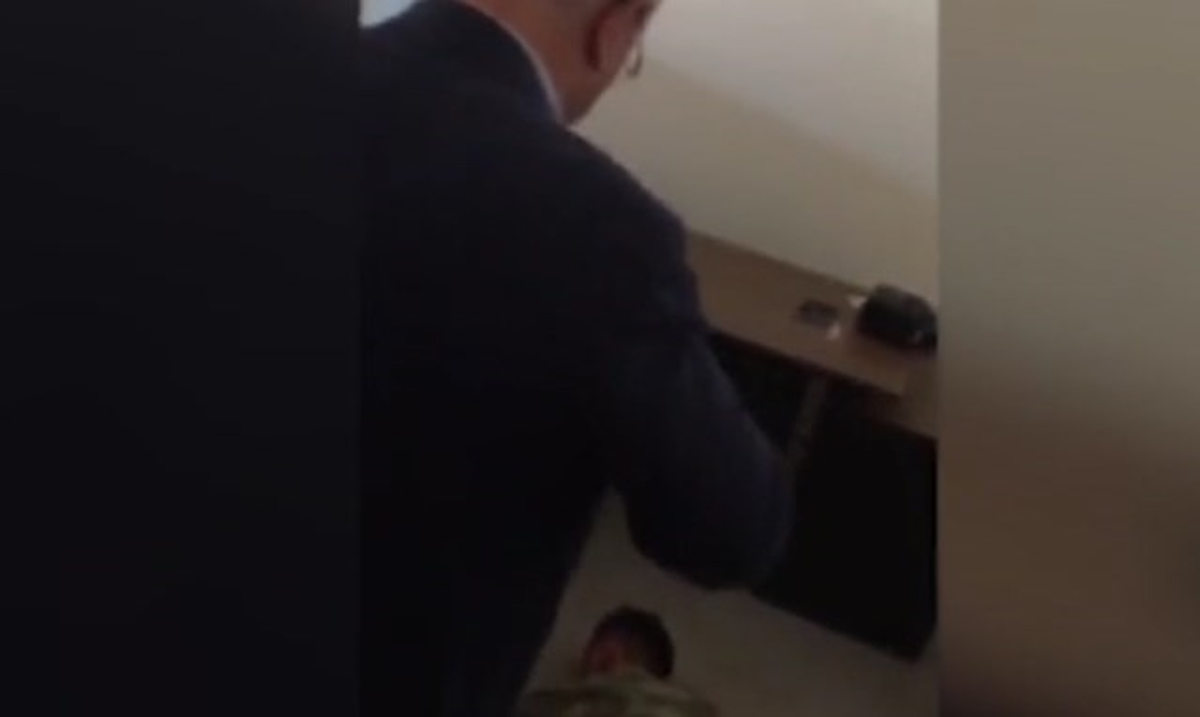 Fahri Kasırga'dan Darbeci Askere: Emri Kim Verdi