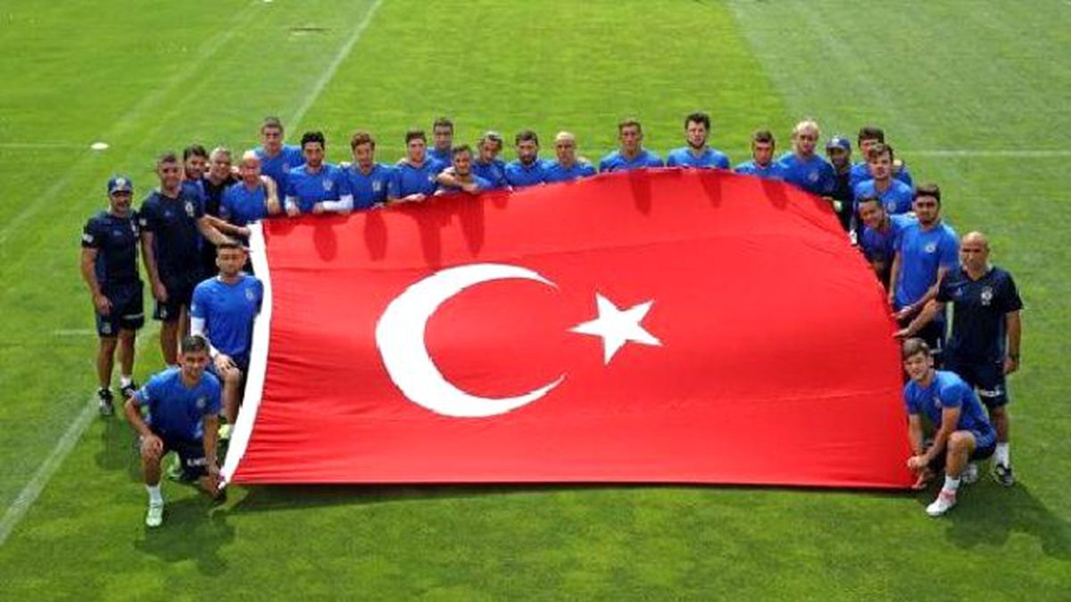 Fenerbahçe\'de Bayraklı İdman