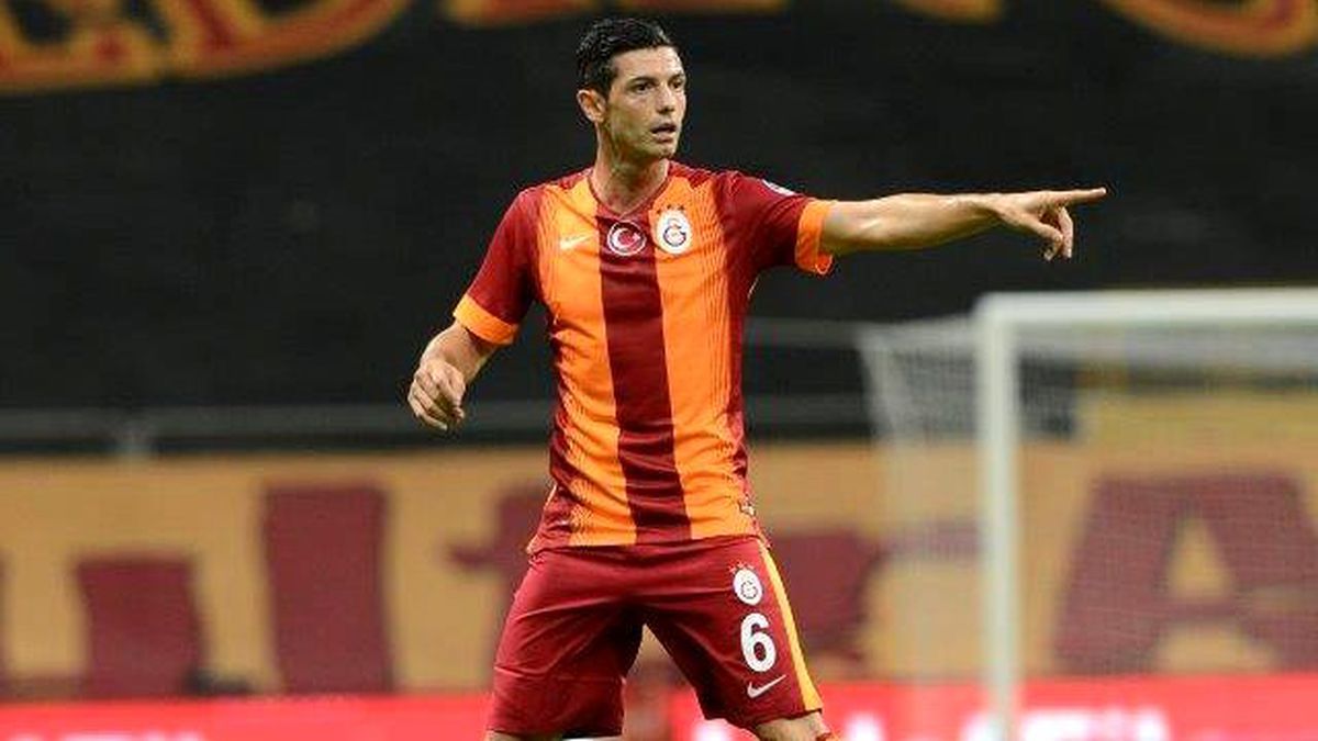 Galatasaray'da Dzemaili Darbe Girişimi Sonrası Türkiye'ye Dönmek İstemiyor