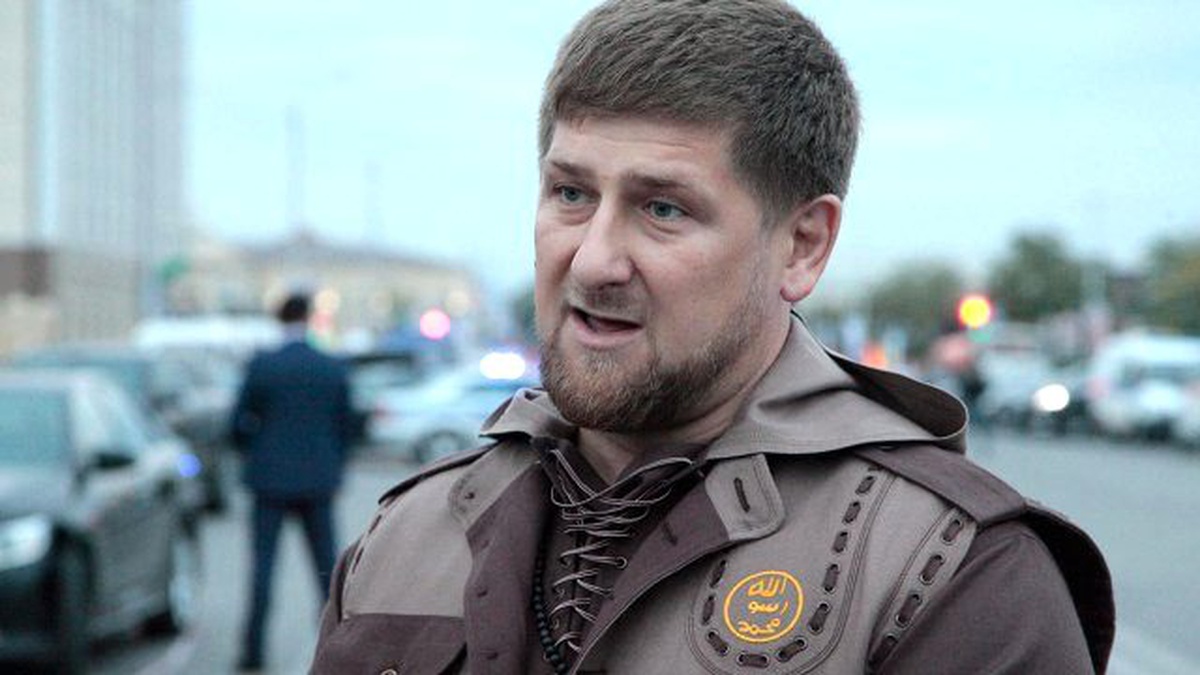 Kadirov: Erdoğan\'ı Batıya Bağlı Generaller Devirmeye Çalıştı