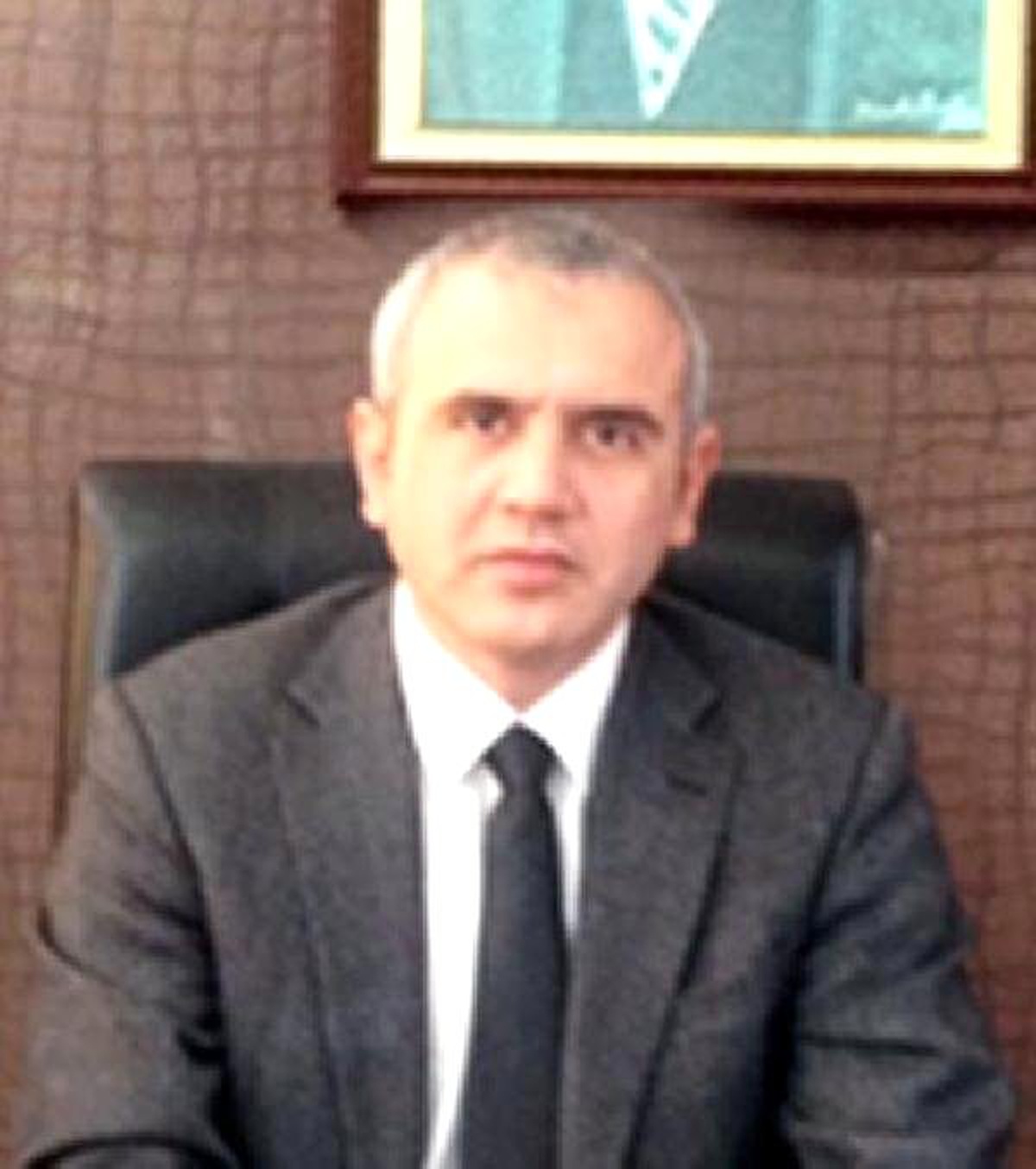 Kars\'ta İki Vali Yardımcıları Gözaltına Alındı