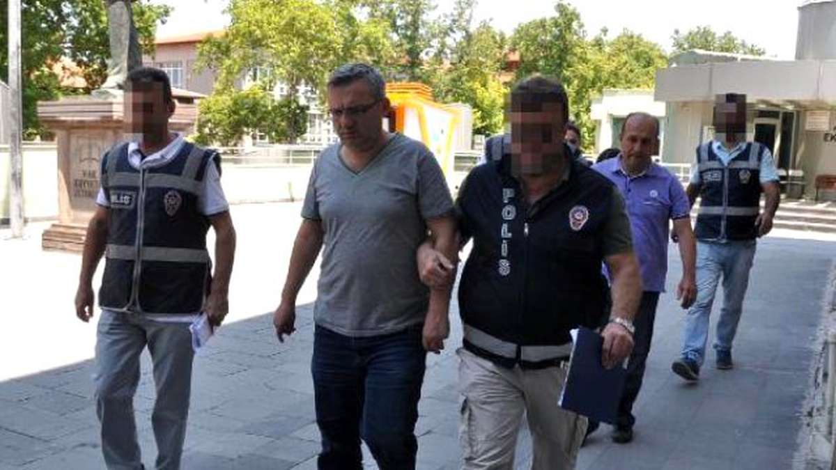 Kütahya\'da 1 Hakim ile 3 Savcı Tutuklandı