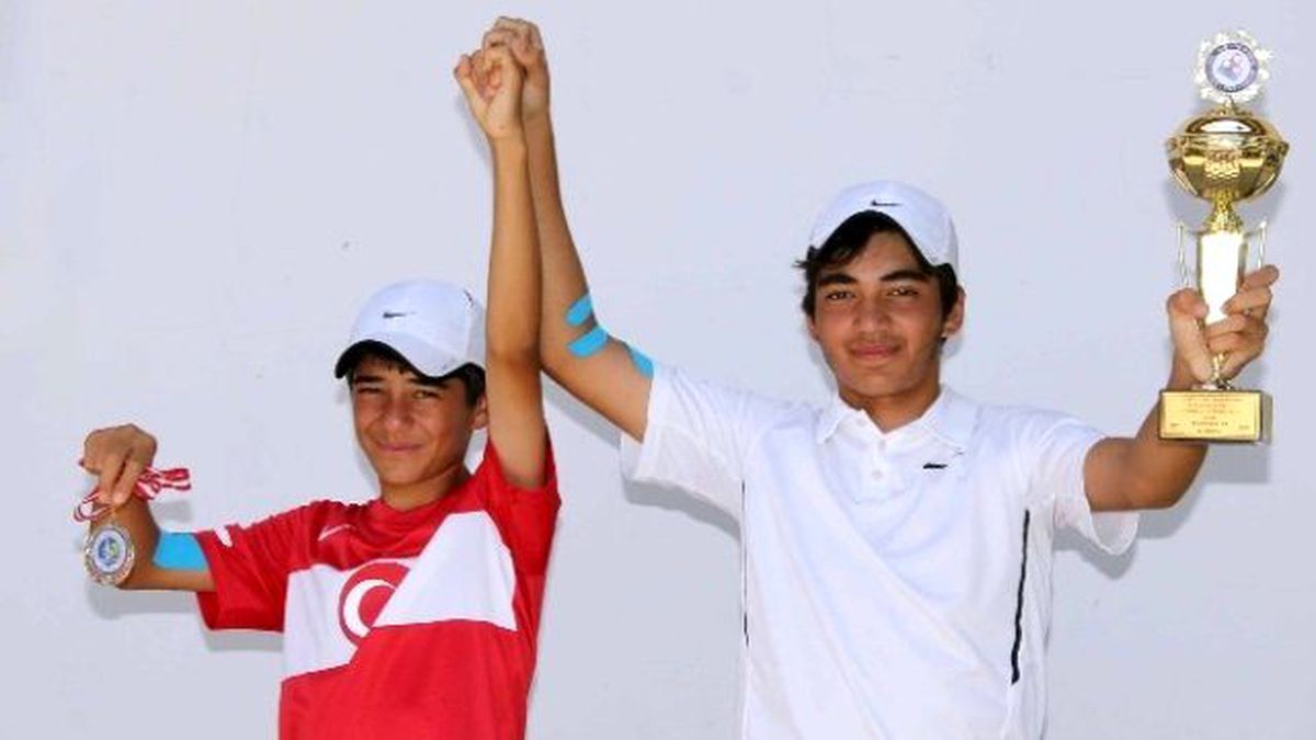 Şampiyon Kardeşler