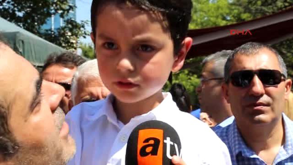 Şehit Cuma Dağ?ın Annesi Fatma Dağ : Peygamber Ocağında İstemiyorum Böyle Hain İhanet Çetelerini